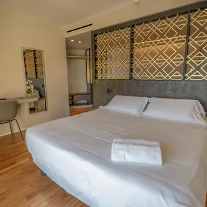https://plaza-hotel-catania.taorminaitalyhotels.com