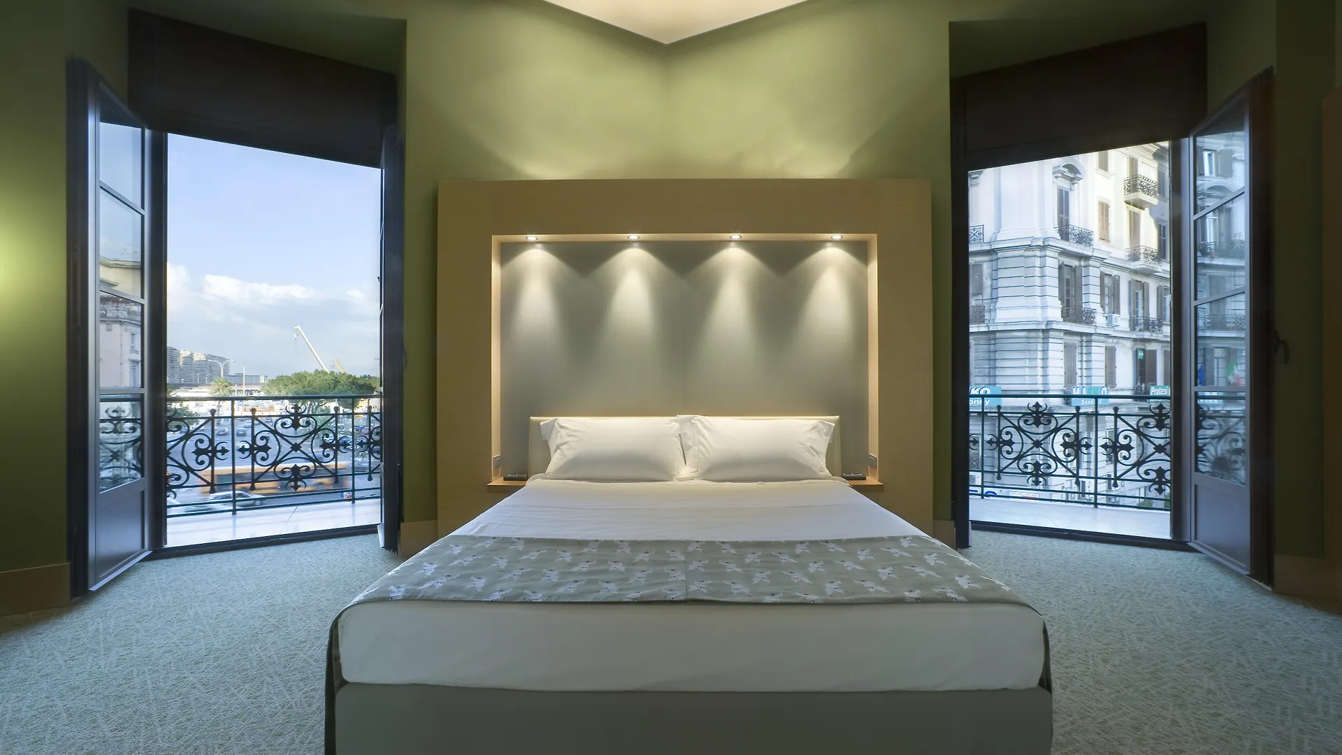 Una Hotels Napoli Olaszország