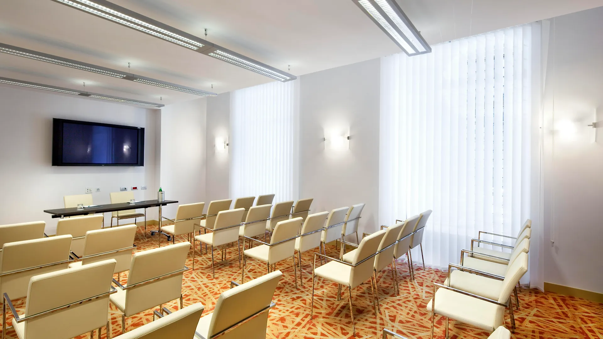 Una Hotels Napoli Nápoly