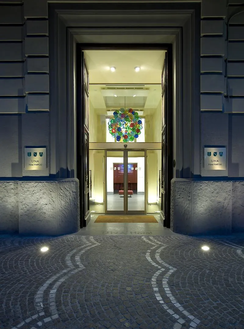Una Hotels Napoli  Nápoly